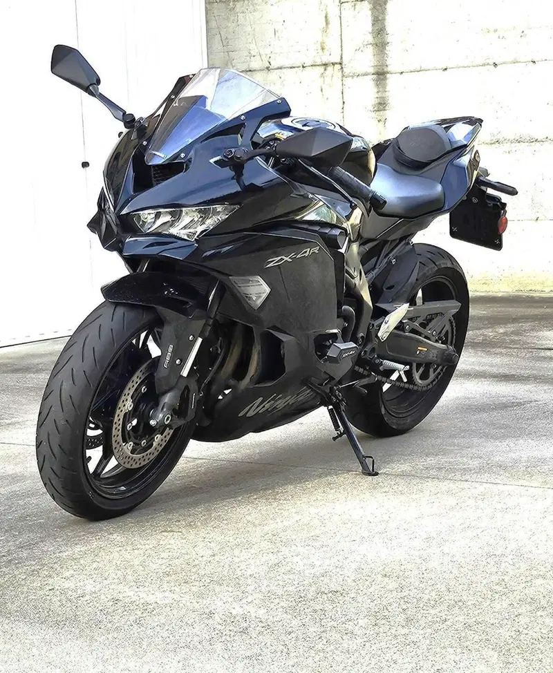 Kawasaki Ninja ZX-4R (2024 - 26) (5)