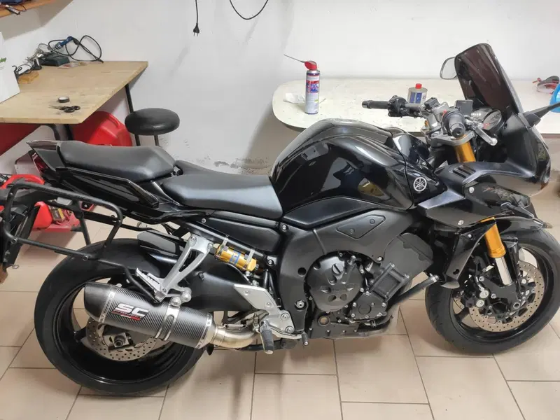 Yamaha FZ1 Fazer (2006 - 16) (2)