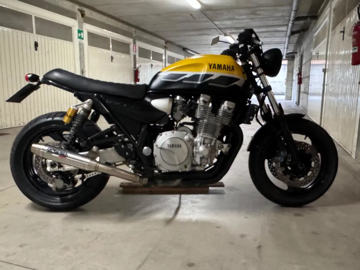 Yamaha XJR 1300 SP (1999 - 04)