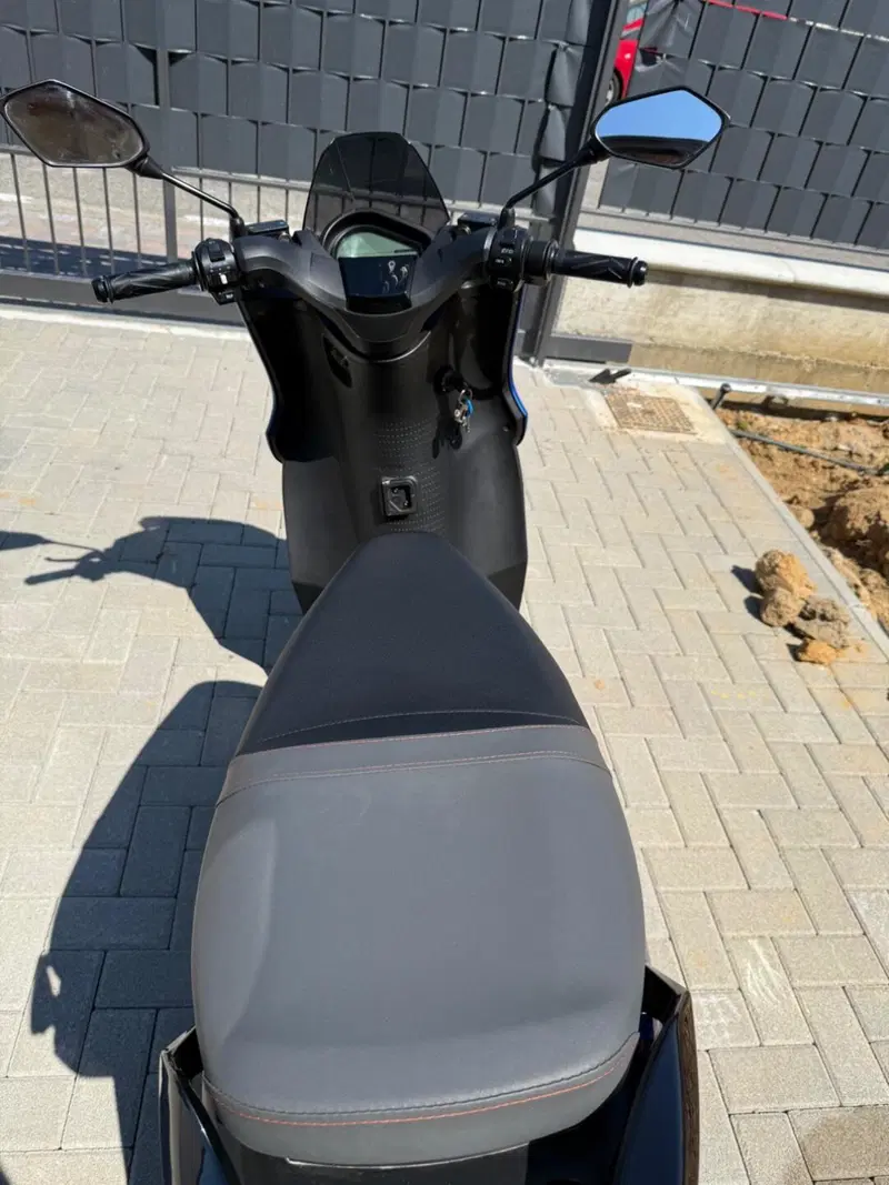 Seat MÓ 125 (2021 - 26) (4)
