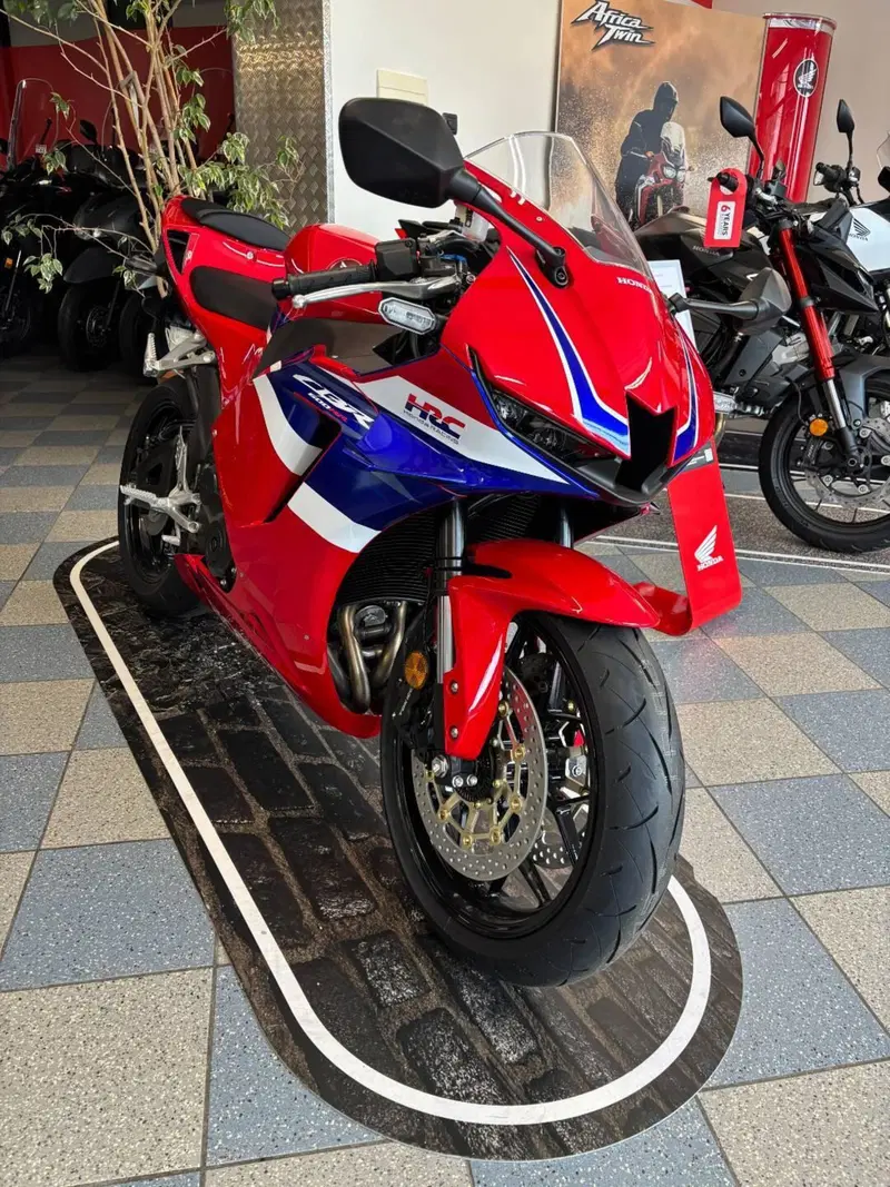 Honda CBR 600 RR (2024 - 26)