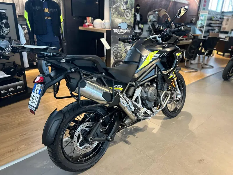 Triumph Tiger 1200 Desert Special Edition (2026) (2)