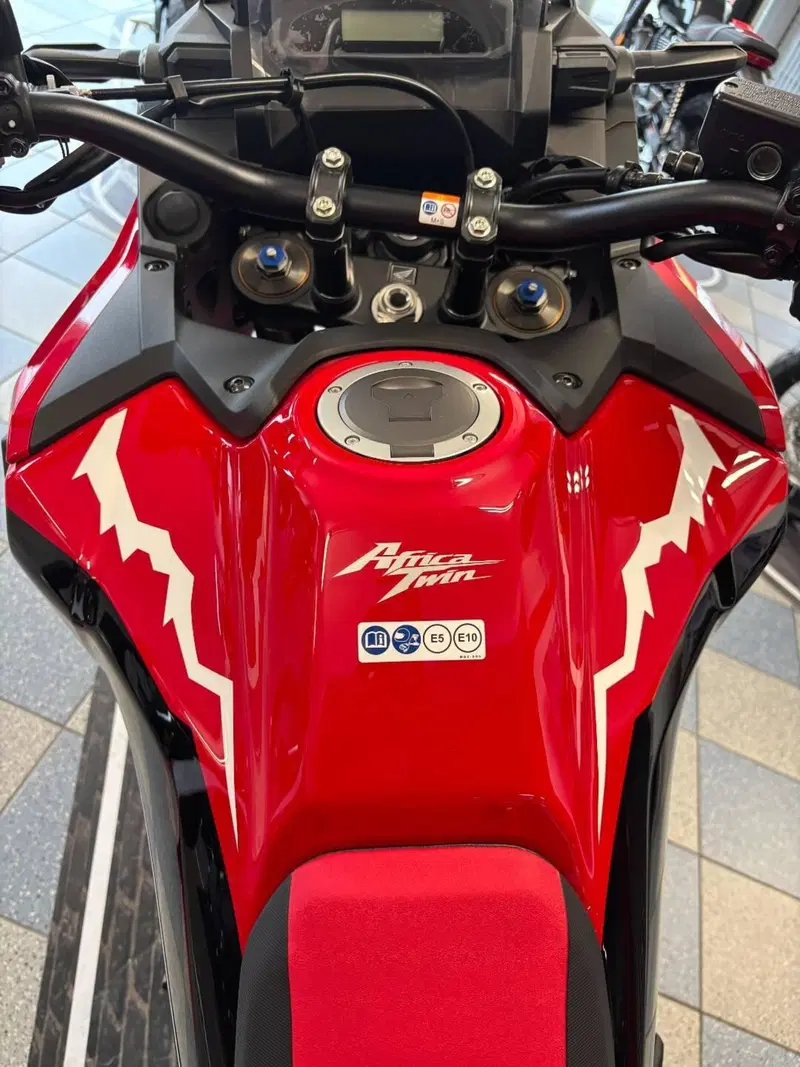 Honda Africa Twin CRF 1100L (2024 - 26) (4)
