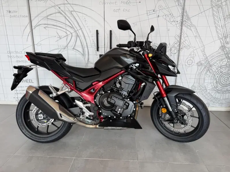 Honda CB 750 Hornet (2025)