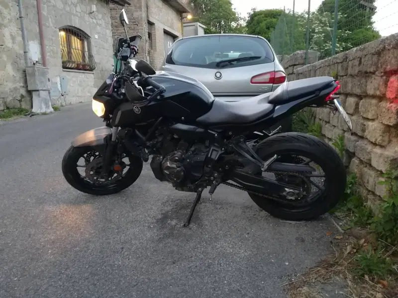 Yamaha MT-07 (2018 - 20) (4)