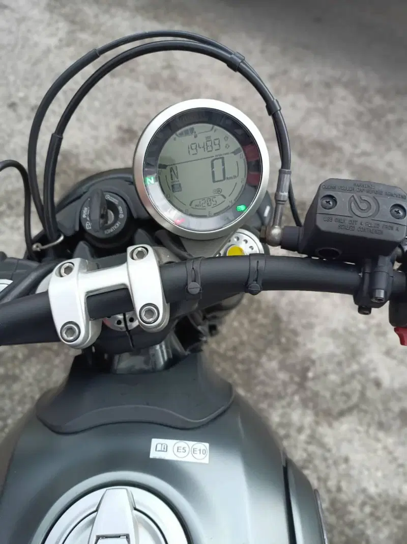 Ducati Scrambler 800 Night Shift (2021 - 22) (6)