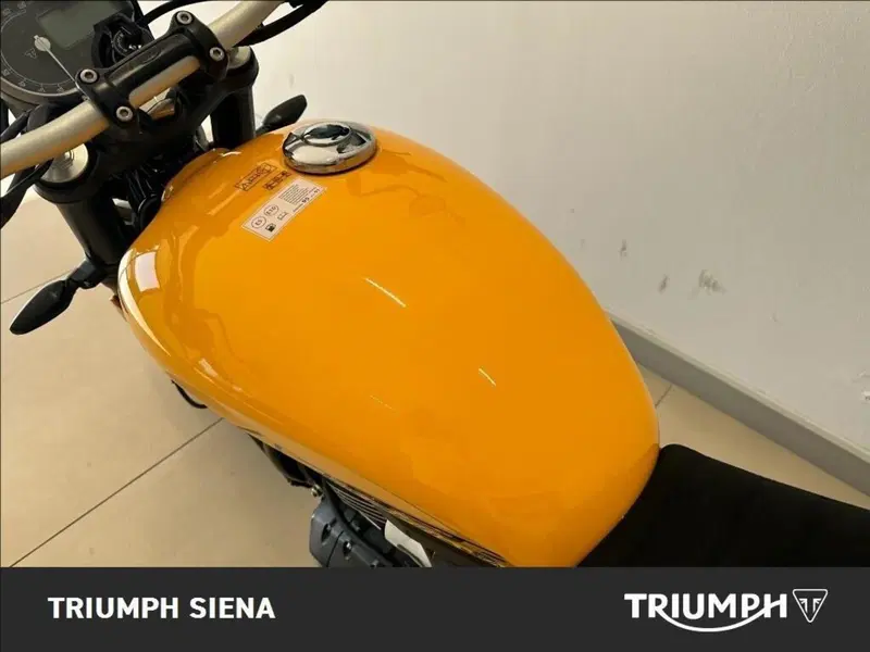 Triumph Tracker 400 (2026) (11)