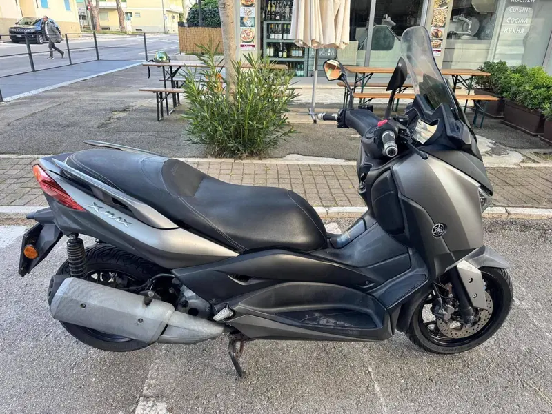 Yamaha X-Max 300 ABS (2017 - 20) (2)