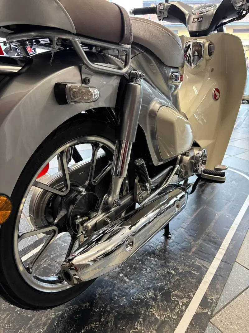 Honda Super Cub C125 (2022 - 24) (6)