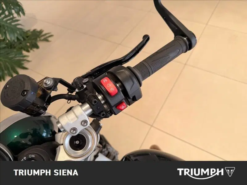 Triumph Speed Twin 1200 RS (2025 - 26) (13)