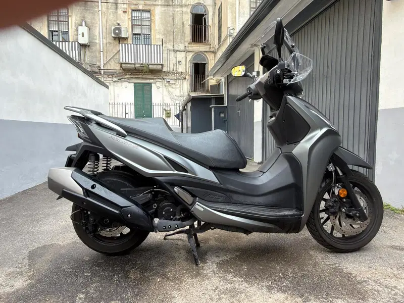 Kymco Agility 300i (2021 - 25) (2)