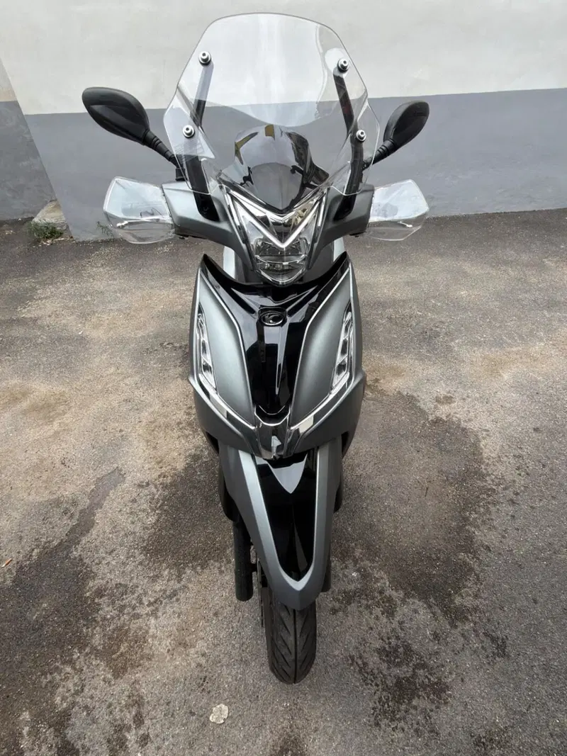 Kymco Agility 300i (2021 - 25) (3)