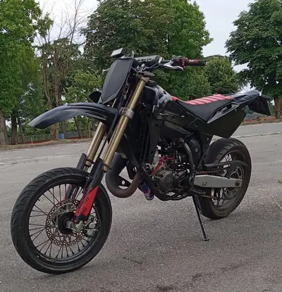 Husqvarna SM 125 (2007) usata