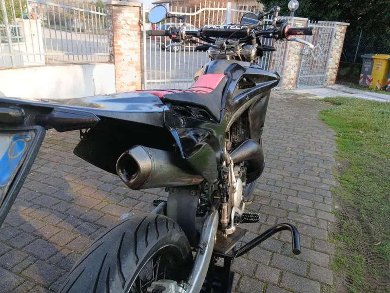 Husqvarna SM 125 (2007) (2)