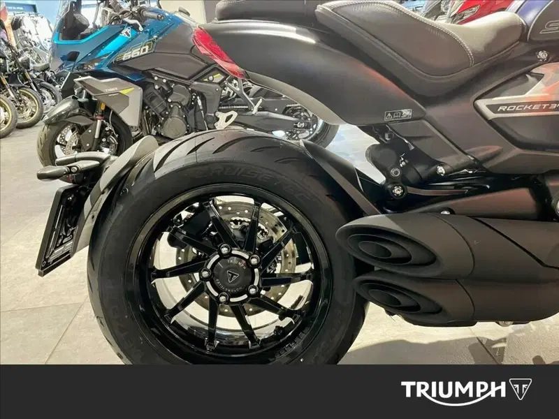 Triumph Rocket 3 Storm R (2024 - 26) (4)