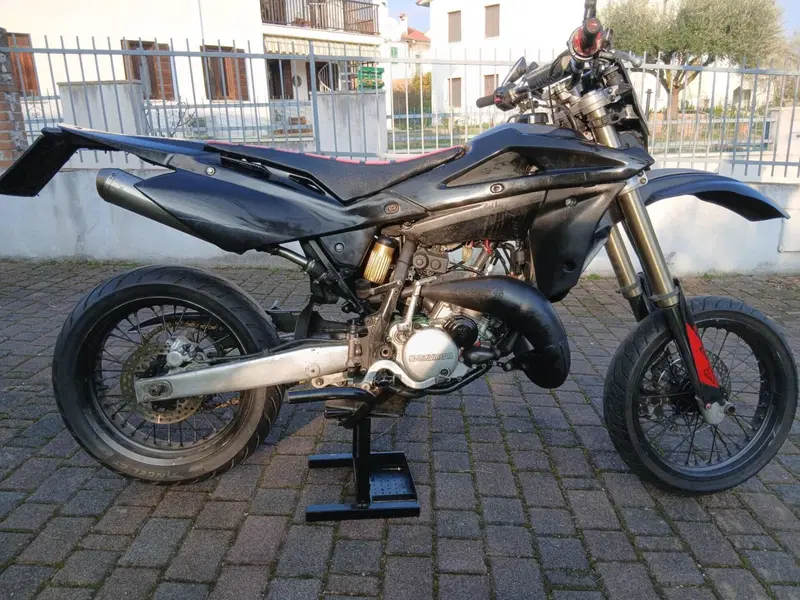 Husqvarna SM 125 (2007) (5)