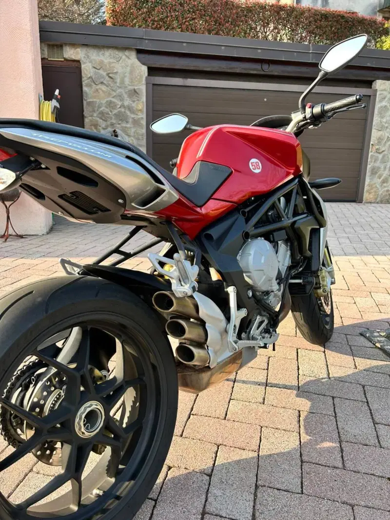 MV Agusta Brutale 800 EAS (2012 - 14) (2)