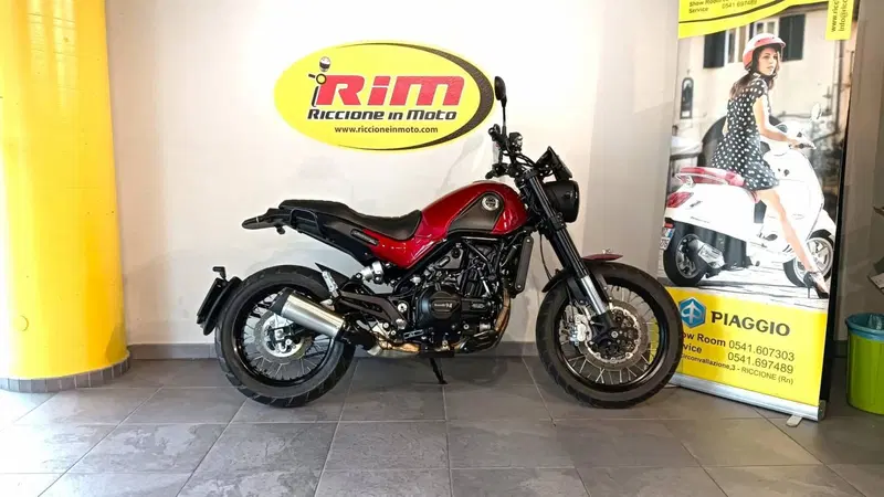 Benelli Leoncino 500 (2021 - 25)