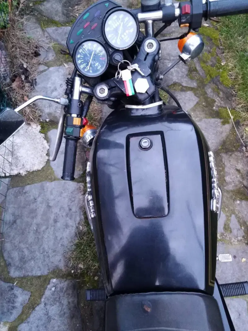 Benelli 354 sport II (4)