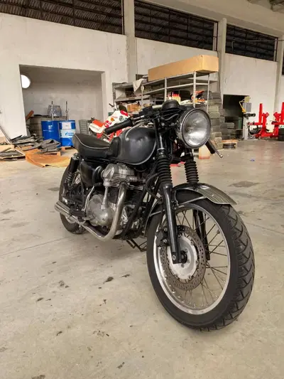 Kawasaki W 650 (2001 - 06) usata