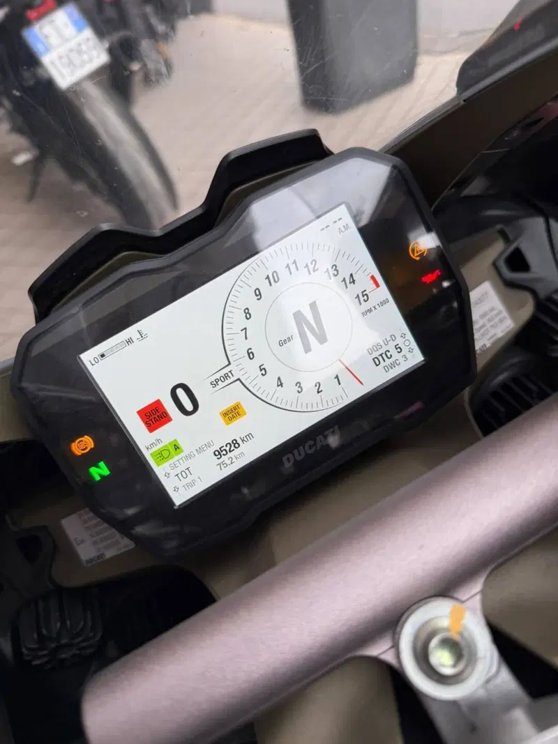 Ducati Panigale V4 1100 (2018 - 19) (4)