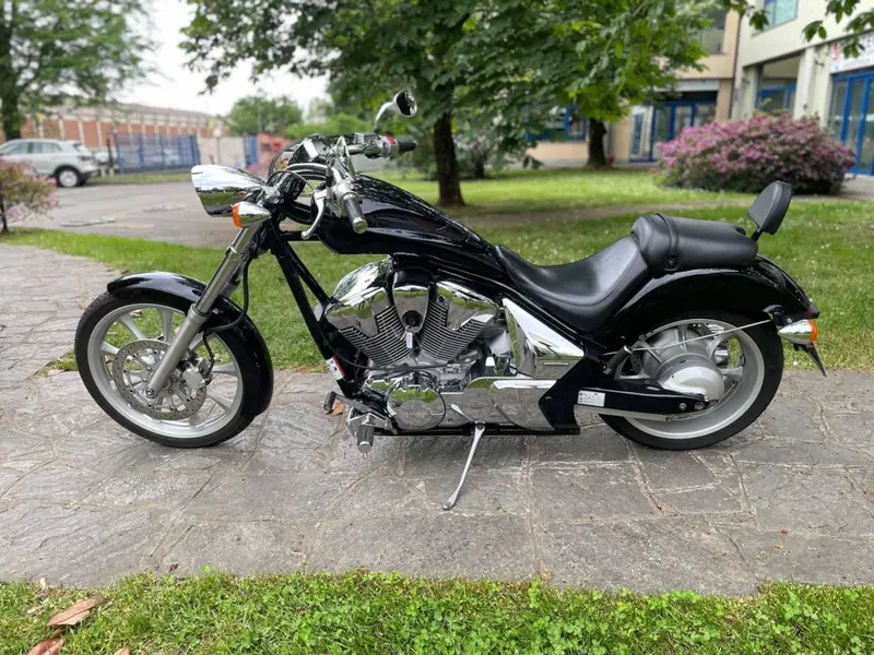 Honda VT 1300 CX (2009 - 16) (5)
