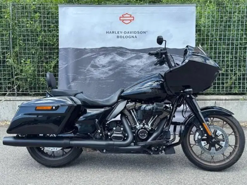 Harley-Davidson Road Glide ST (2022 - 23)