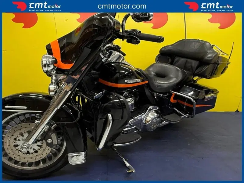 Harley-Davidson 1690 Electra Glide Ultra Limited (2010 - 13) - FLHTK (2)