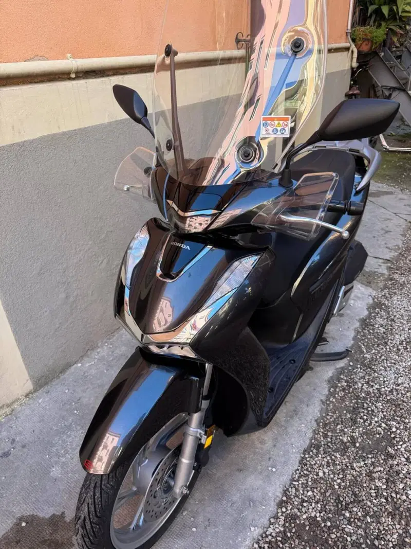 Honda SH 150i (2020 - 23) (4)