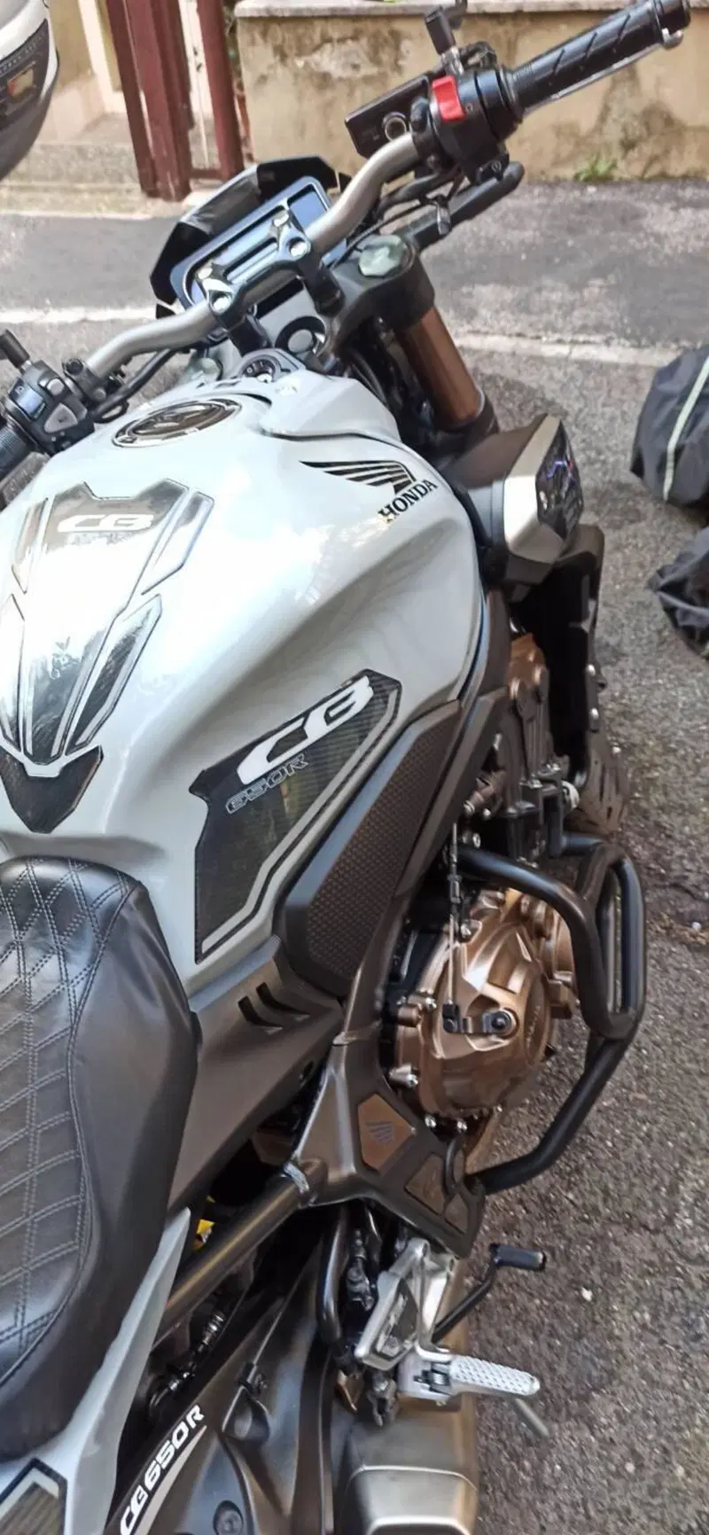 Honda CB 650 R (2021 - 23) (11)