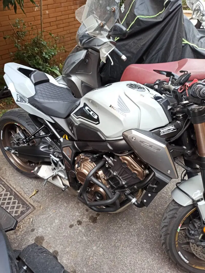 Honda CB 650 R (2021 - 23) (16)
