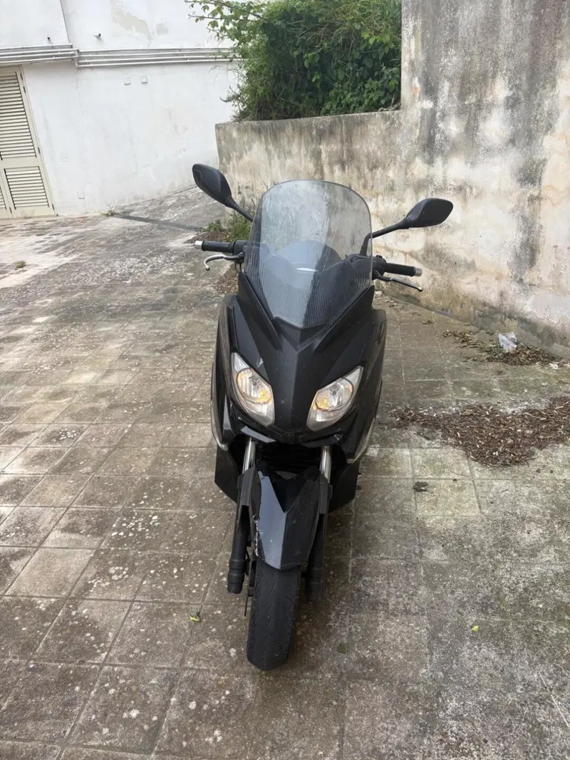 Yamaha X-Max 125 (2010 - 13) (3)