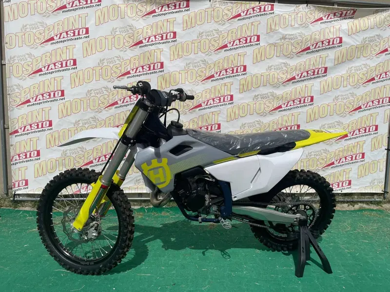 Husqvarna TC 125 (2024) (2)