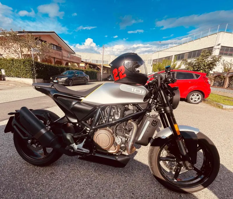 Husqvarna Vitpilen 701 (2020) (2)