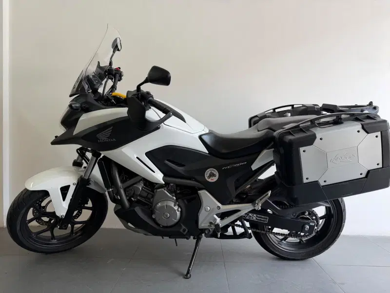 Honda NC700X DCT ABS (2011 - 13) (2)