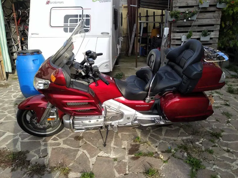 Honda GL 1800 Gold Wing (2007 - 11) (9)