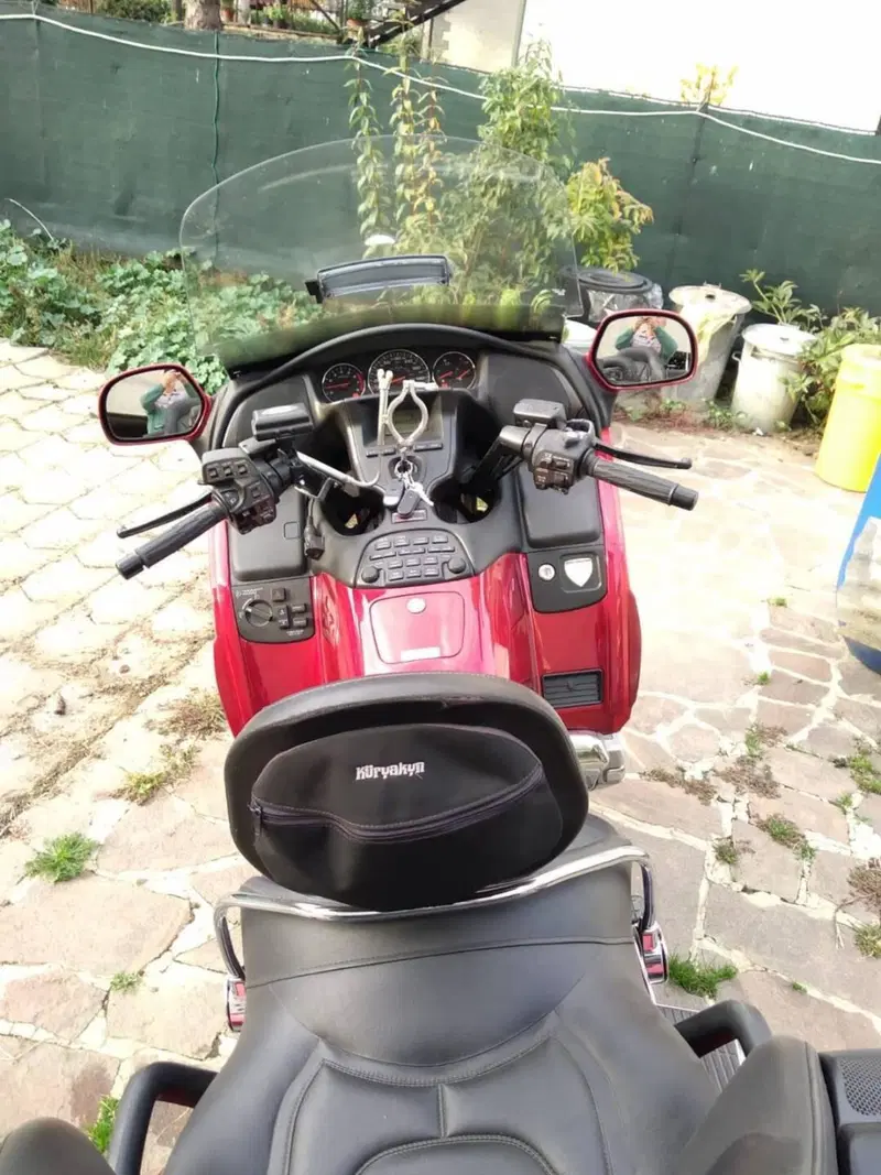 Honda GL 1800 Gold Wing (2007 - 11) (12)