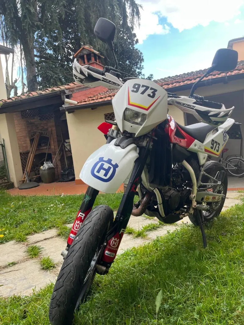 Husqvarna SMS 125 4 (2010 - 12) (4)