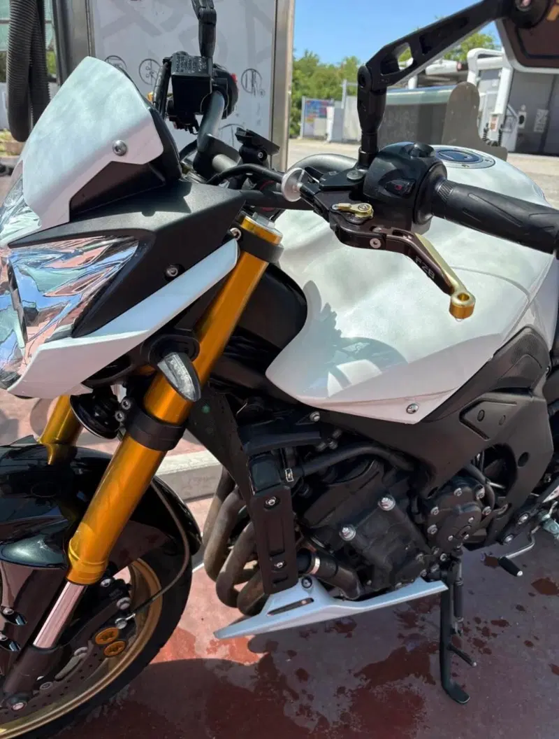 Yamaha FZ8 (2010 - 12) (5)