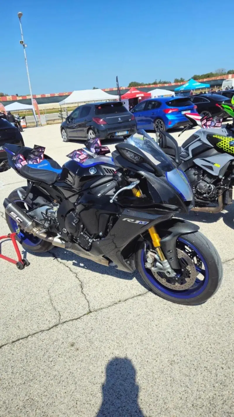 Yamaha YZF R1M (2020 - 25)