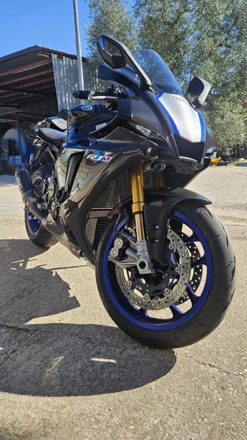 Yamaha YZF R1M (2020 - 25) (6)