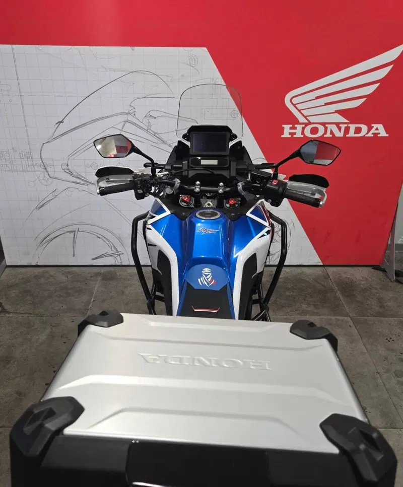 Honda Africa Twin CRF 1100L (2022 - 23) (4)