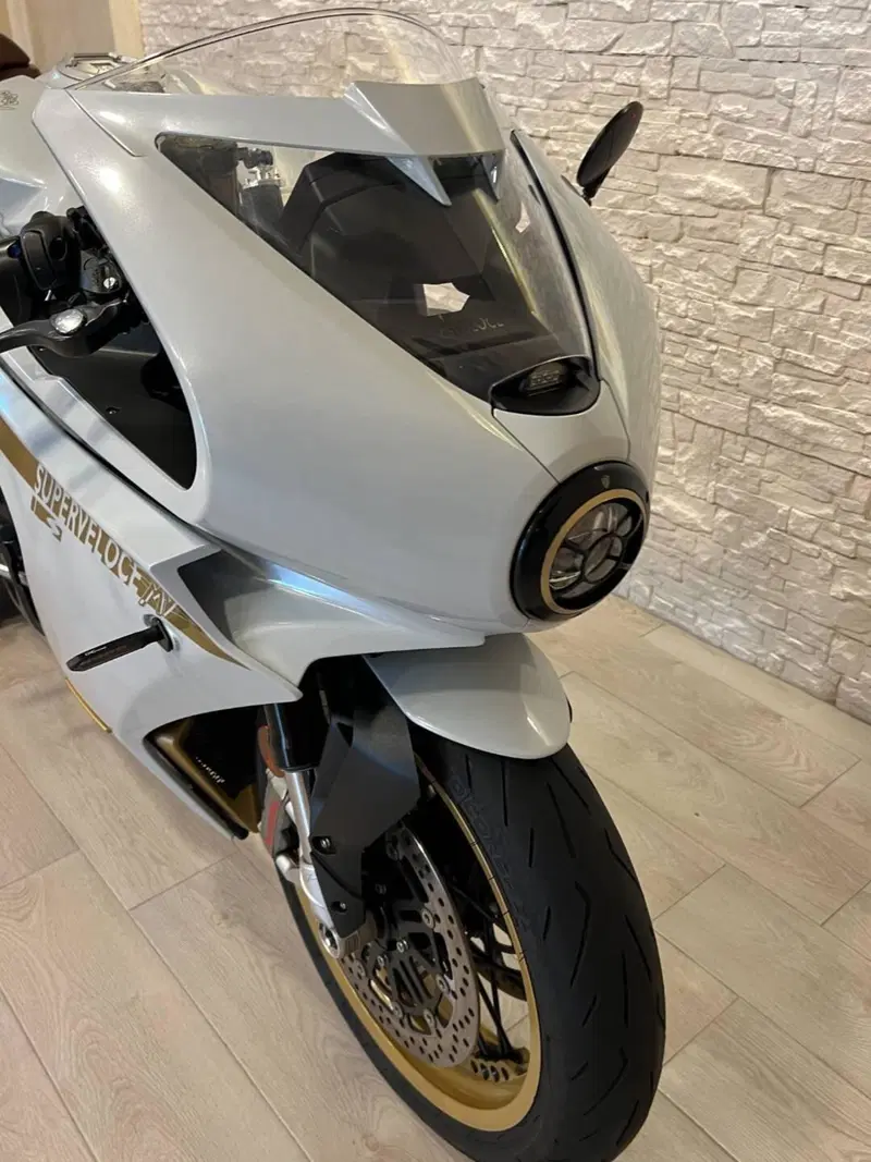 MV Agusta Superveloce 800 S (2021 - 25) (8)