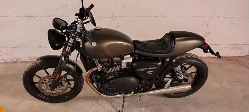 Triumph Speed Twin 900 Chrome Edition (2023) (8)