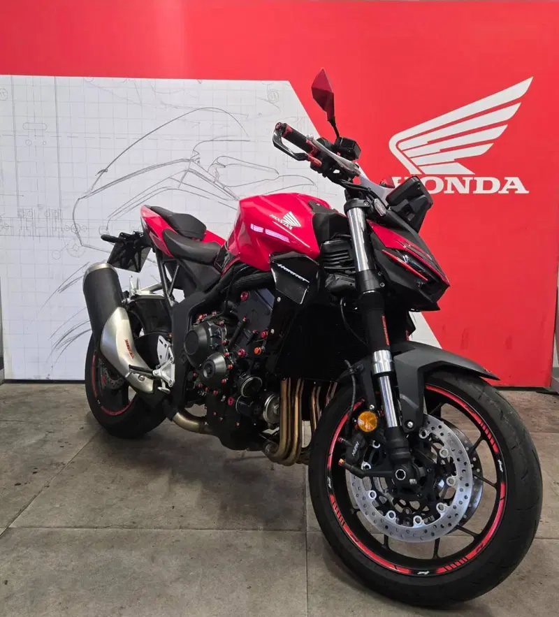 Honda CB 1000 Hornet (2025 - 26)