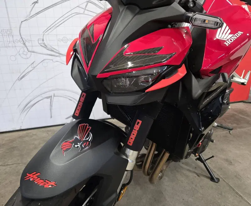 Honda CB 1000 Hornet (2025 - 26) (7)