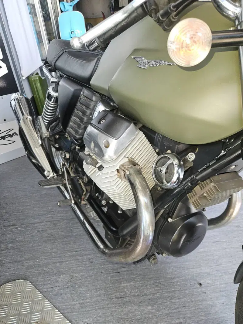 Moto Guzzi V7 Cafè Classic (2009 - 12)