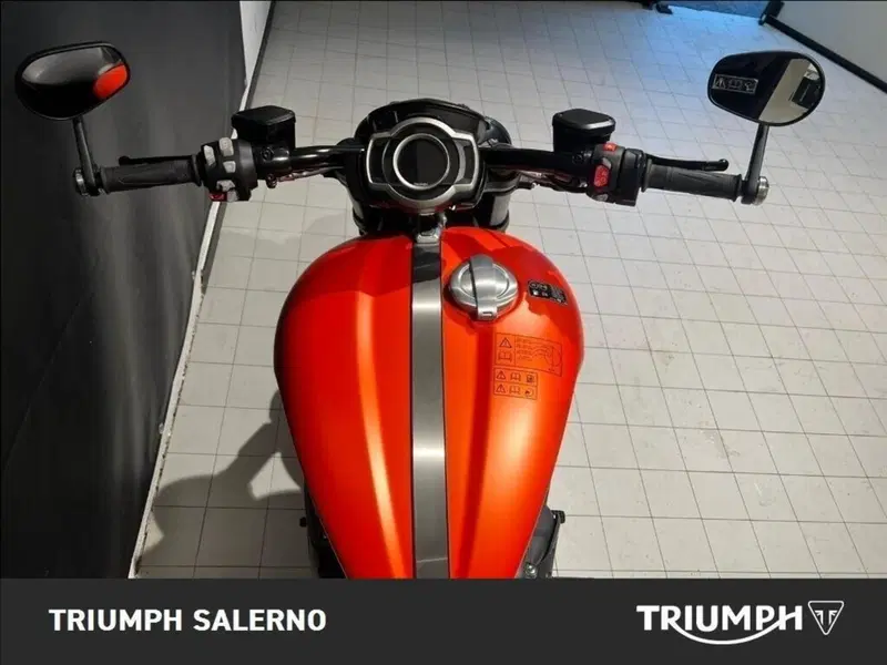 Triumph Rocket 3 Storm R (2024 - 26) (7)