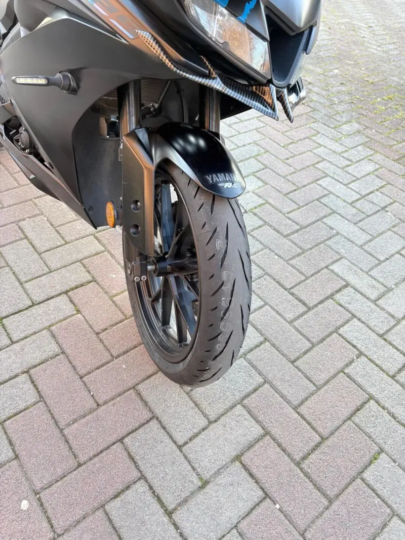 Yamaha YZF R125 (2021 - 22) (3)