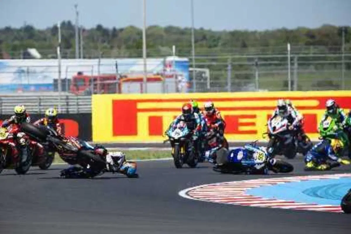 SBK. Oliveira non sarà a Most. Al suo posto Van der Mark